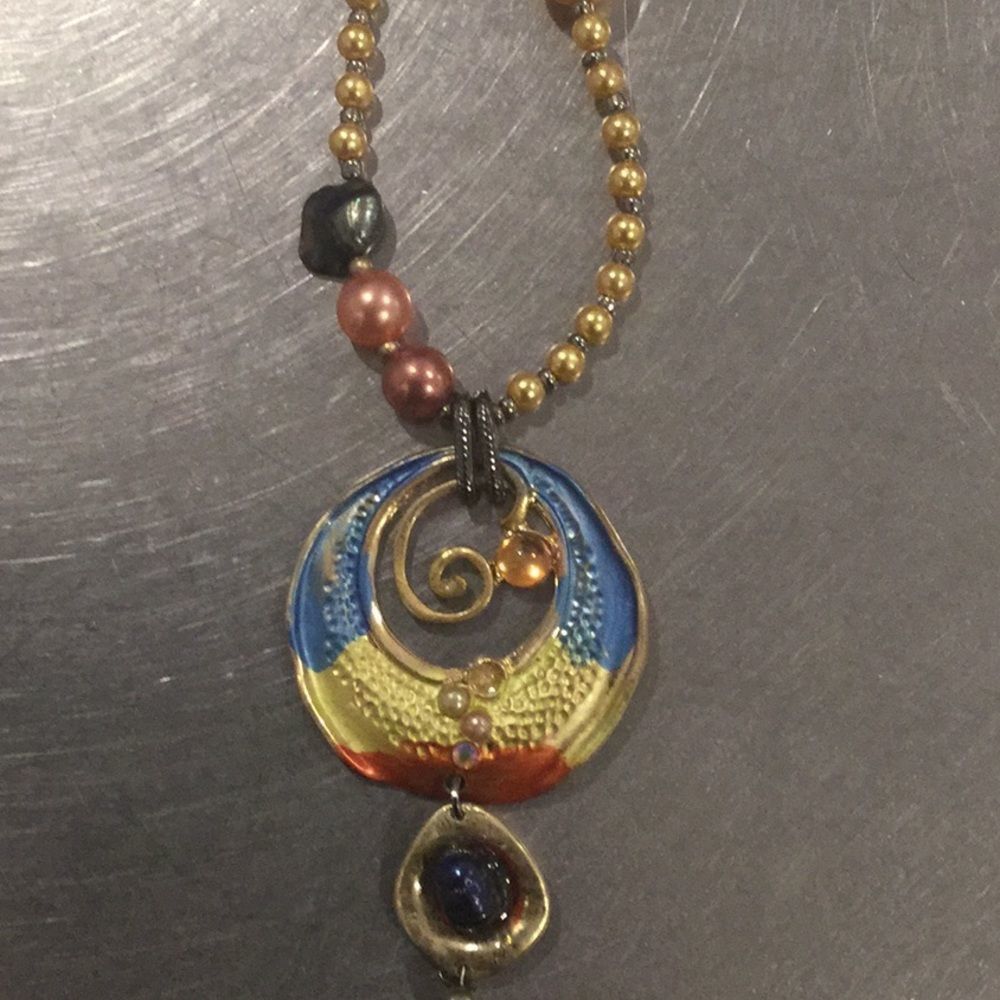 NWT, Treska Venus, Long Boho Necklace w/Pearls, Cast Metals & Chains - Picture 3 of 5